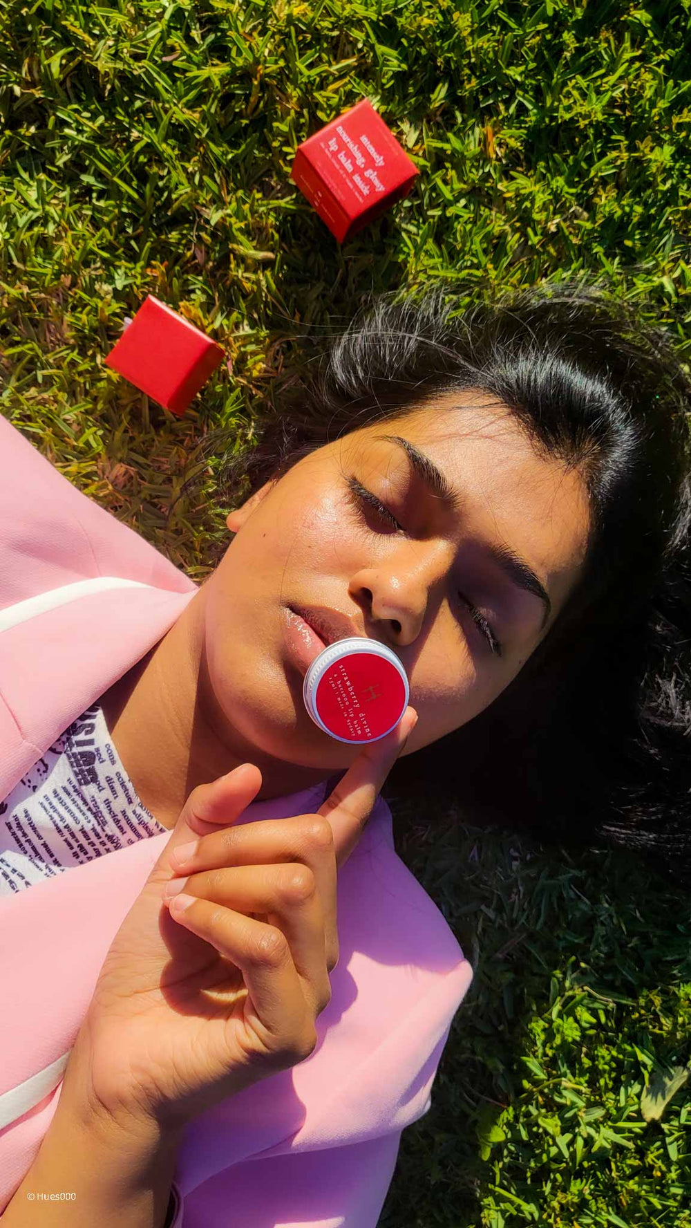 Intensely Nourishing Glossy Lip Balm | Un-tinted